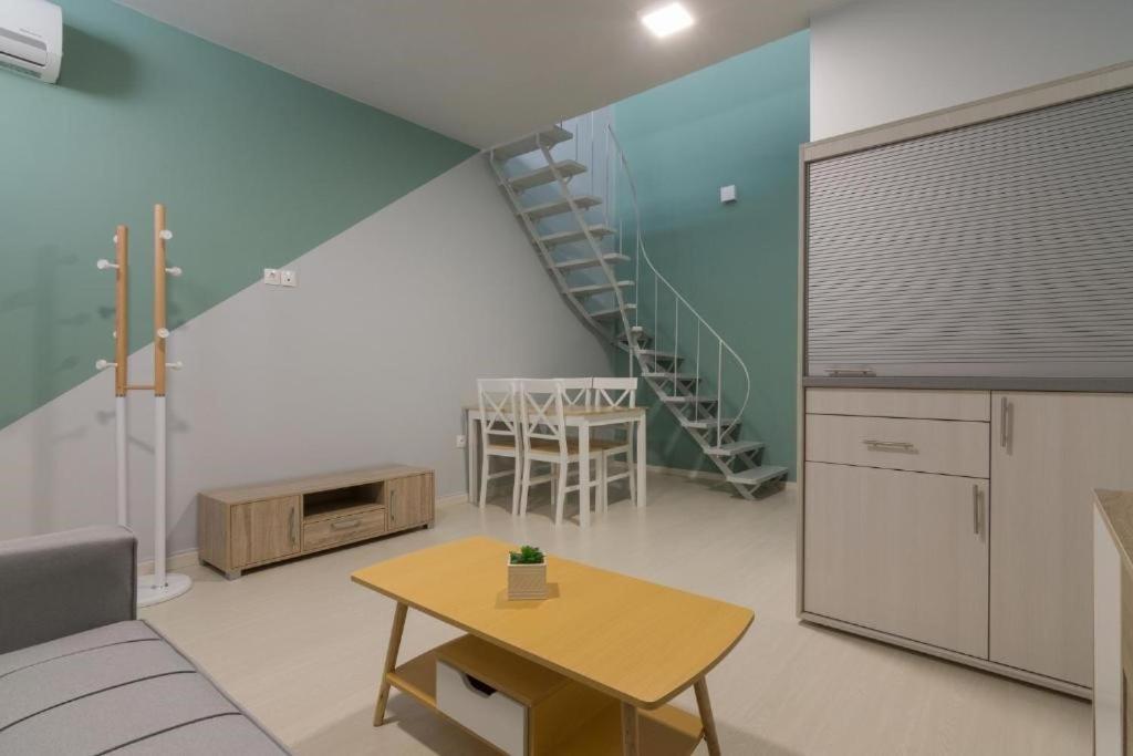 Piraeus Urban Style Studio #2 Appartement Buitenkant foto